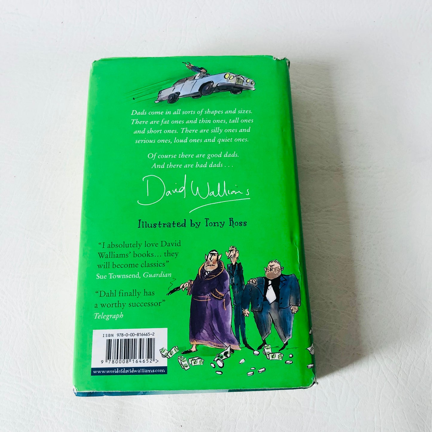 4x David Walliams Hardback Book Bundle (Demon Dentist / Awful Auntie / Bad Dad / Midnight Gang)