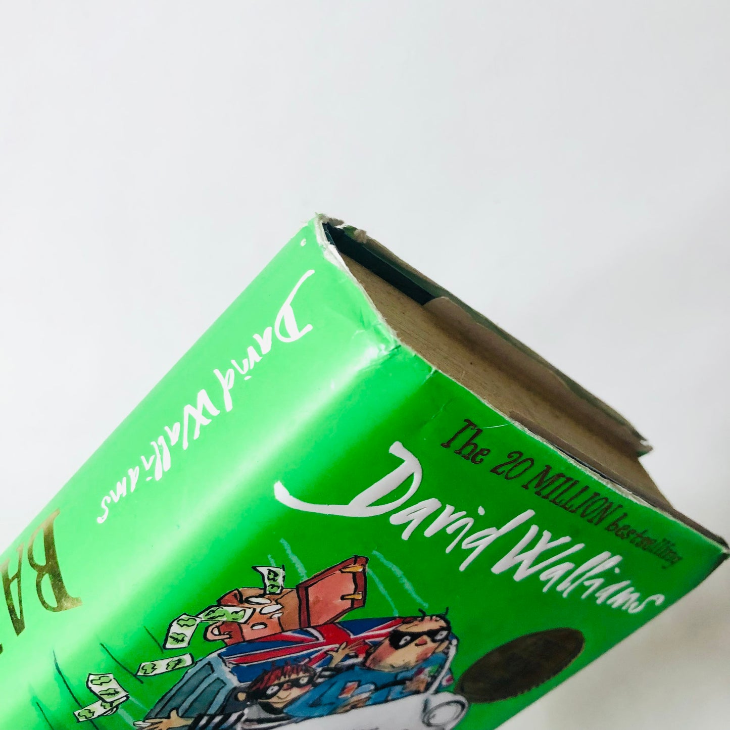 4x David Walliams Hardback Book Bundle (Demon Dentist / Awful Auntie / Bad Dad / Midnight Gang)