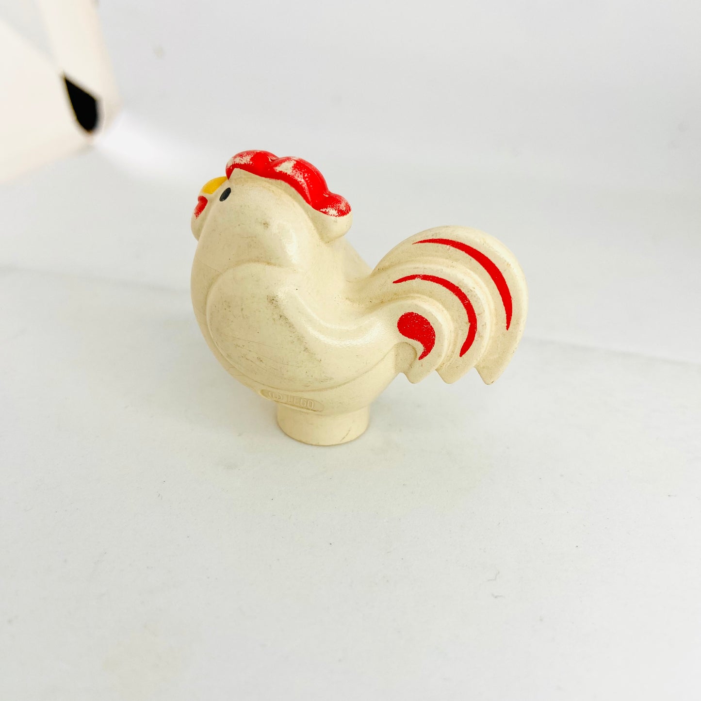 Vintage Set of 2 Duplo Lego Rooster & Chicken / Hen Farm Animal Figures (duphen2c01pb01 & duproostoldpb01) Rare 1980s