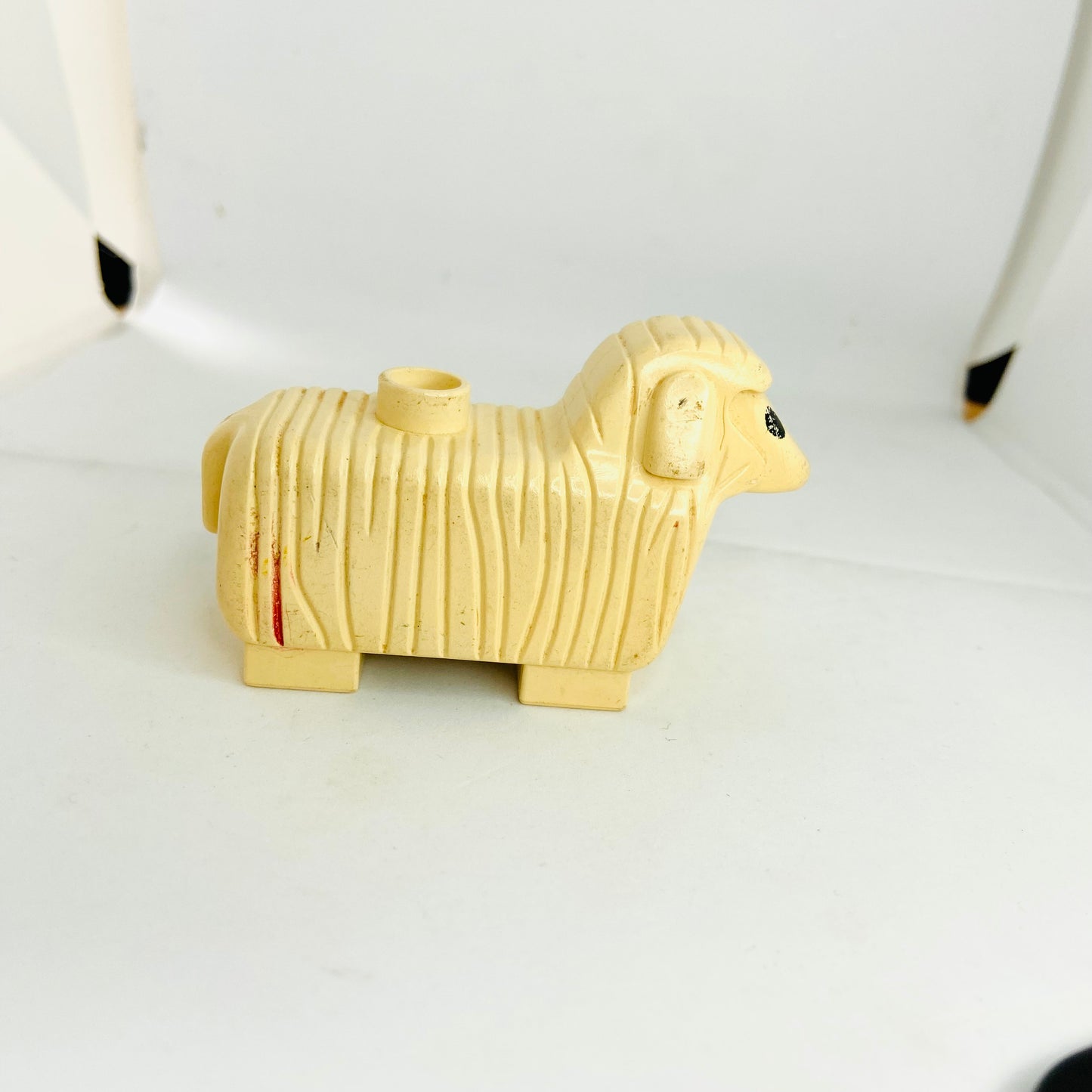 Vintage Duplo Lego Sheep with Flat Ears Black Eyes Farm Animal Figures 4012pb01 Rare 1980s