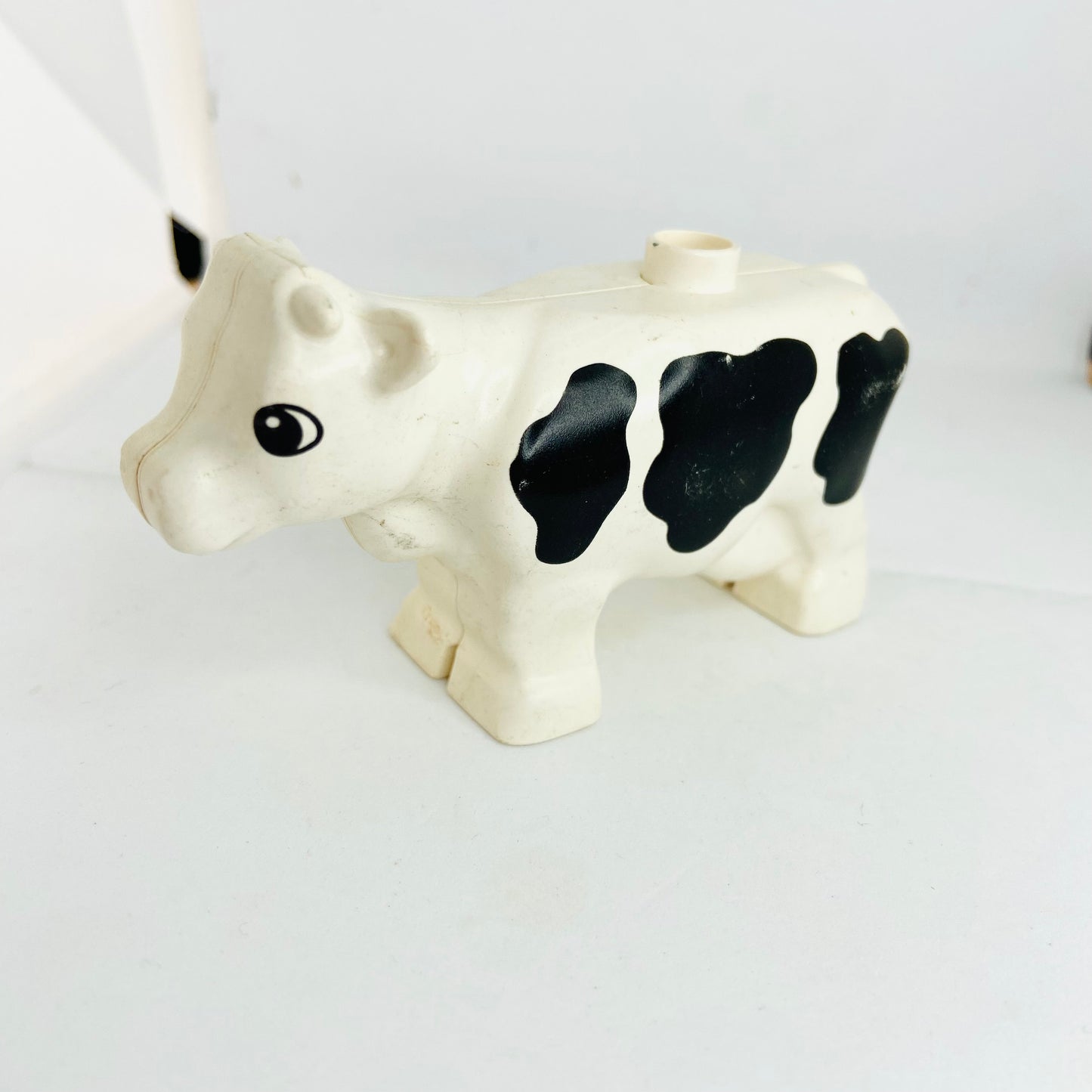 Vintage Set of 2 Duplo Lego Cow & Calf Farm Animal Figures (6679c01pb01 & 6673c01pb01) Rare 1990s