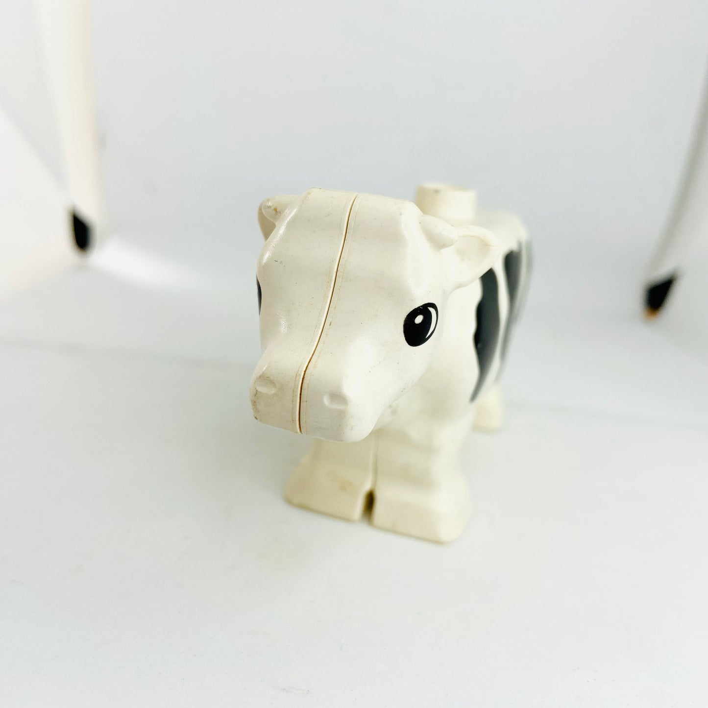 Vintage Set of 2 Duplo Lego Cow & Calf Farm Animal Figures (6679c01pb01 & 6673c01pb01) Rare 1990s