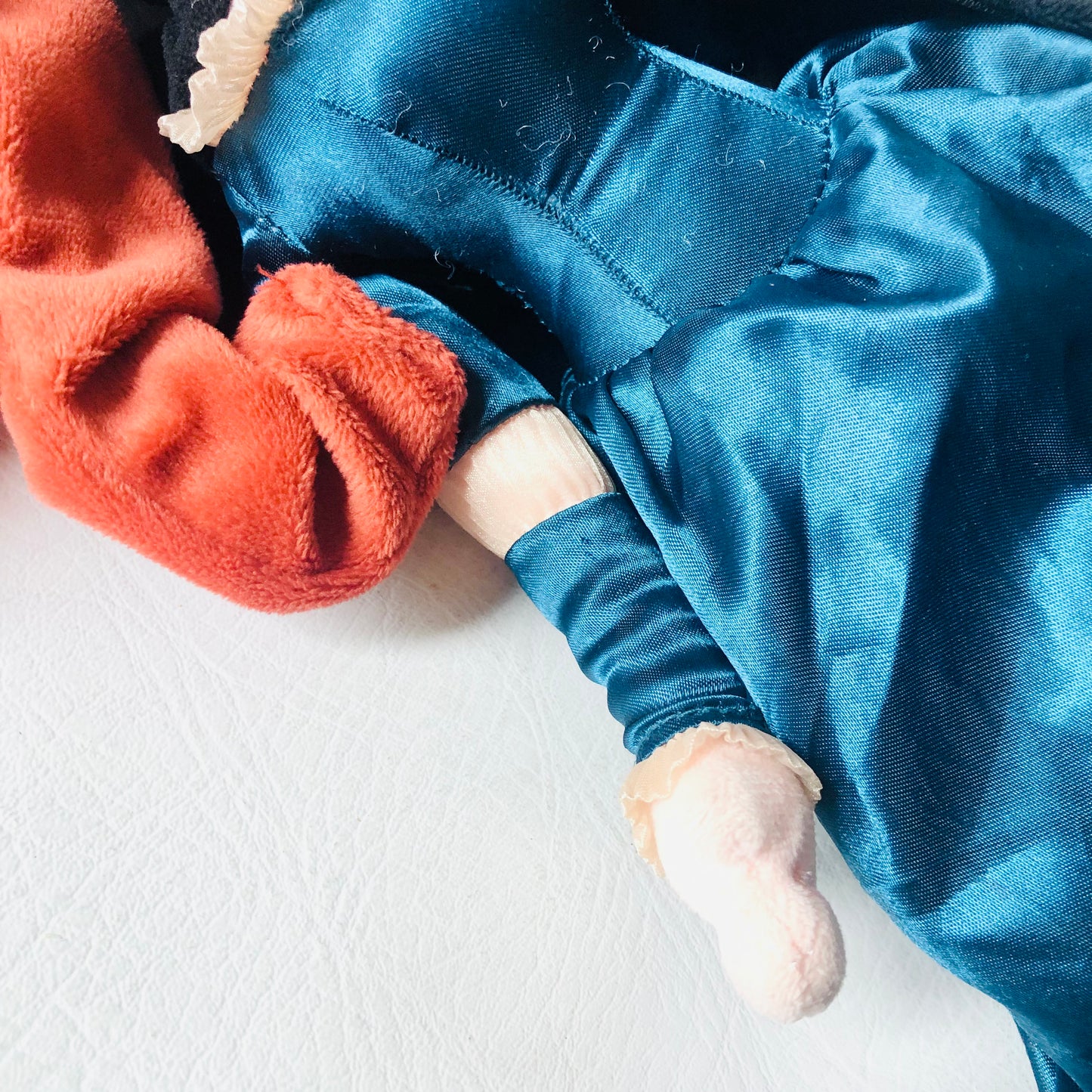 Disney Store Brave Princess Merida Plush Doll Toy 20" Redhead Dress Cape
