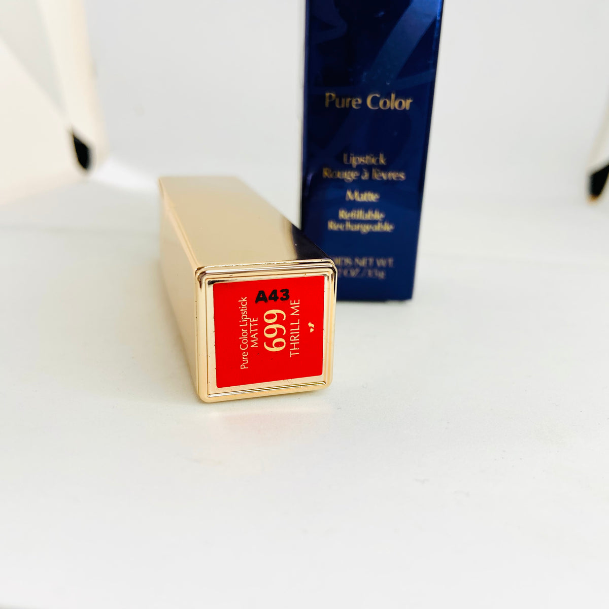Estée Lauder Pure Color Matte Lipstick 699 Thrill Me (Thrilling Red Colour) Full Size 3.5g NEW & Boxed