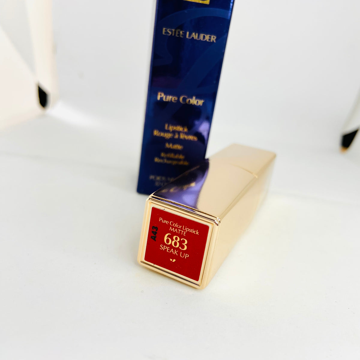 Estée Lauder Pure Color Matte Lipstick 683 Speak Up (Vibrant Red Colour) Full Size 3.5g NEW & Boxed