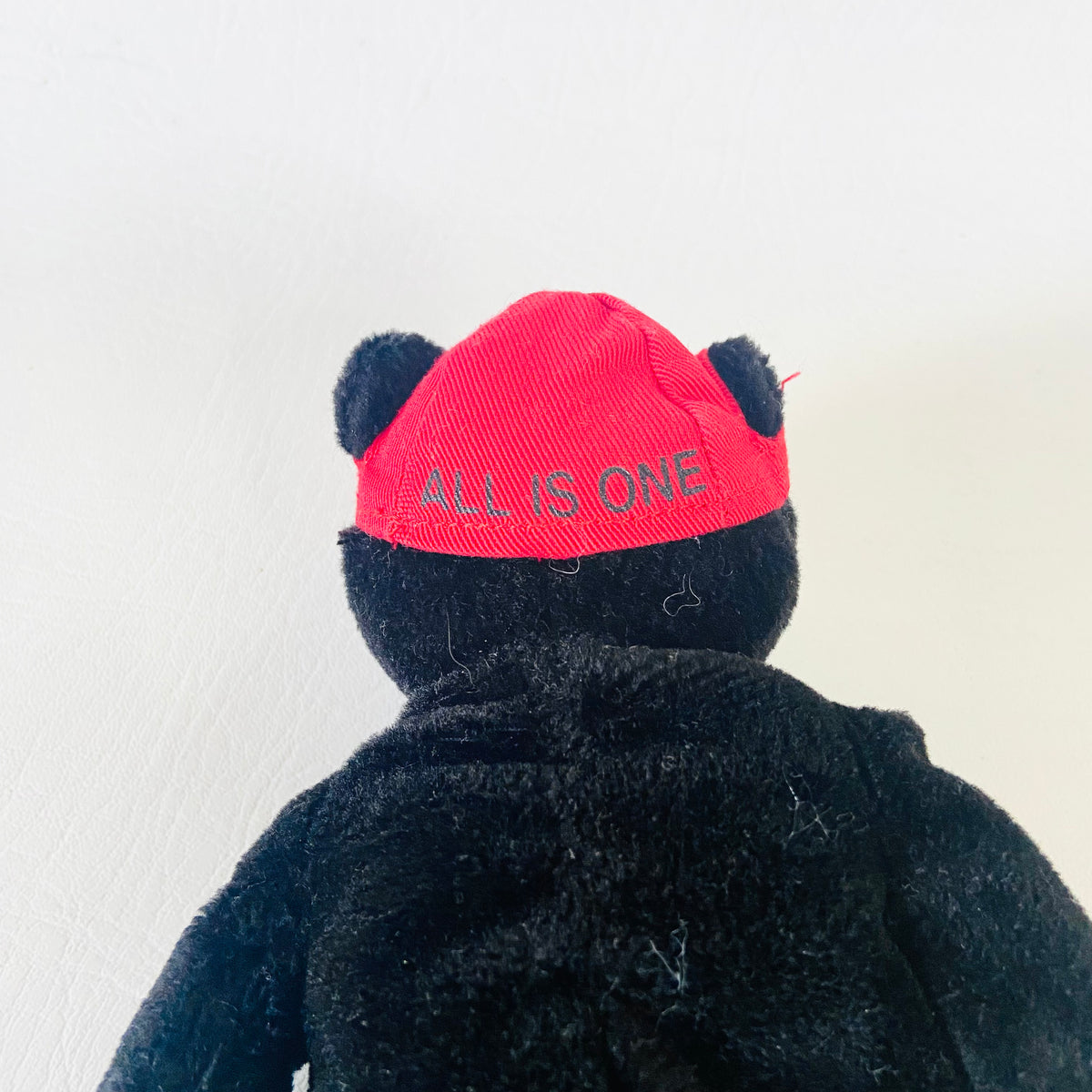 Hard Rock Cafe | Nassau Bahamas | All Is One Collectible Charlie Beara | Black Beanie Bear | 8" 20cm | Y2K