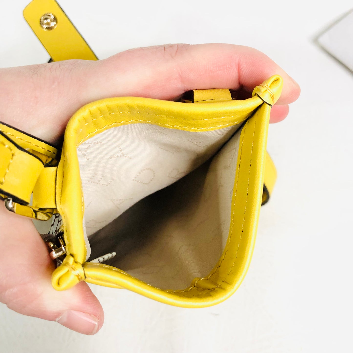 Radley London Cecil Road Mustard Yellow Leather Medium/Large Phone Crossbody Bag NEW