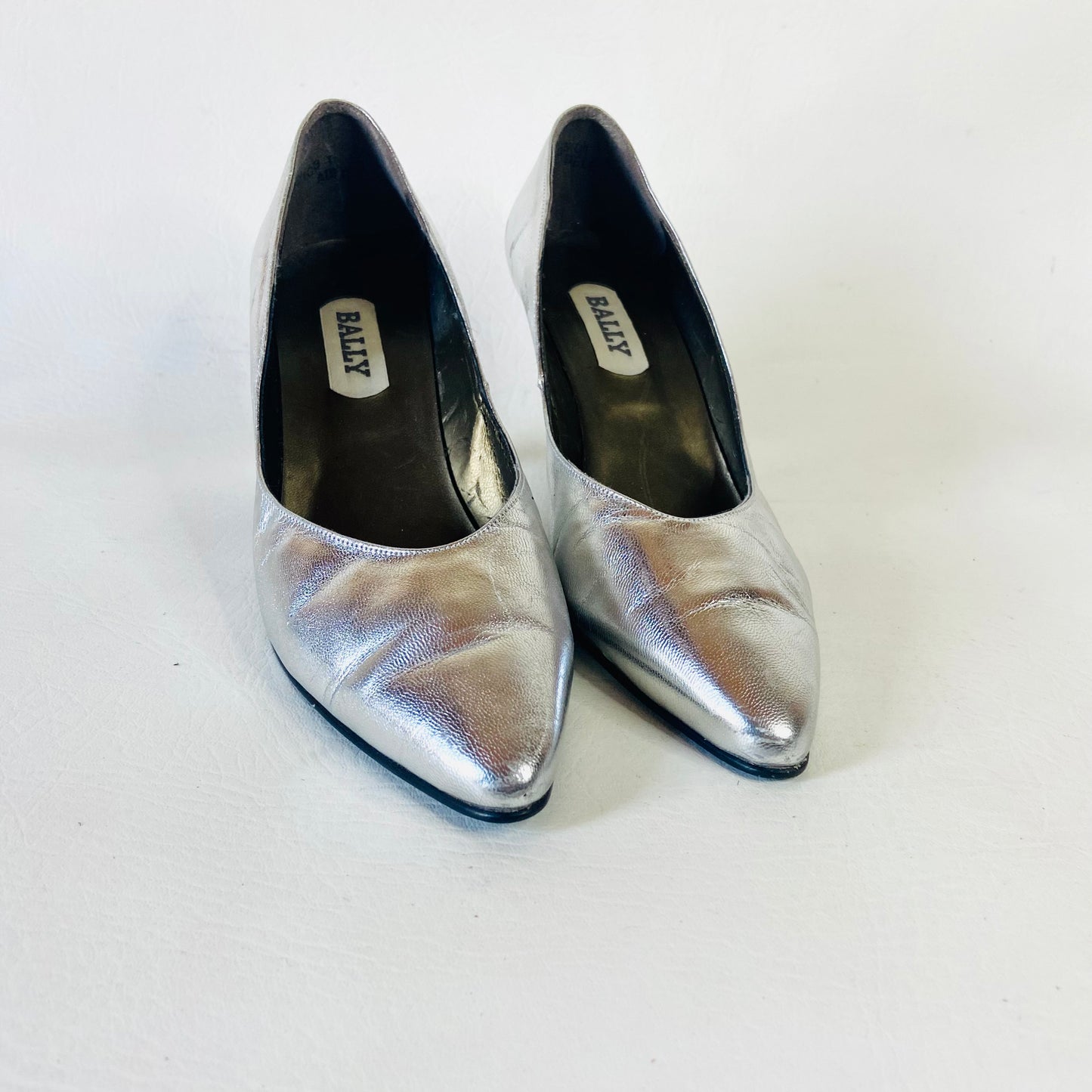 Bally |  Silver Metallic Leather High Heel Stiletto Court Shoes | Vintage 1980s | Disco Glam | Size 5 (38)