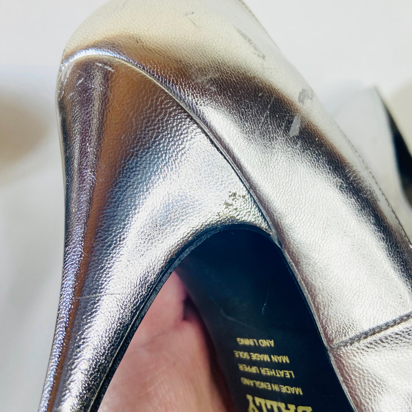 Bally |  Silver Metallic Leather High Heel Stiletto Court Shoes | Vintage 1980s | Disco Glam | Size 5 (38)