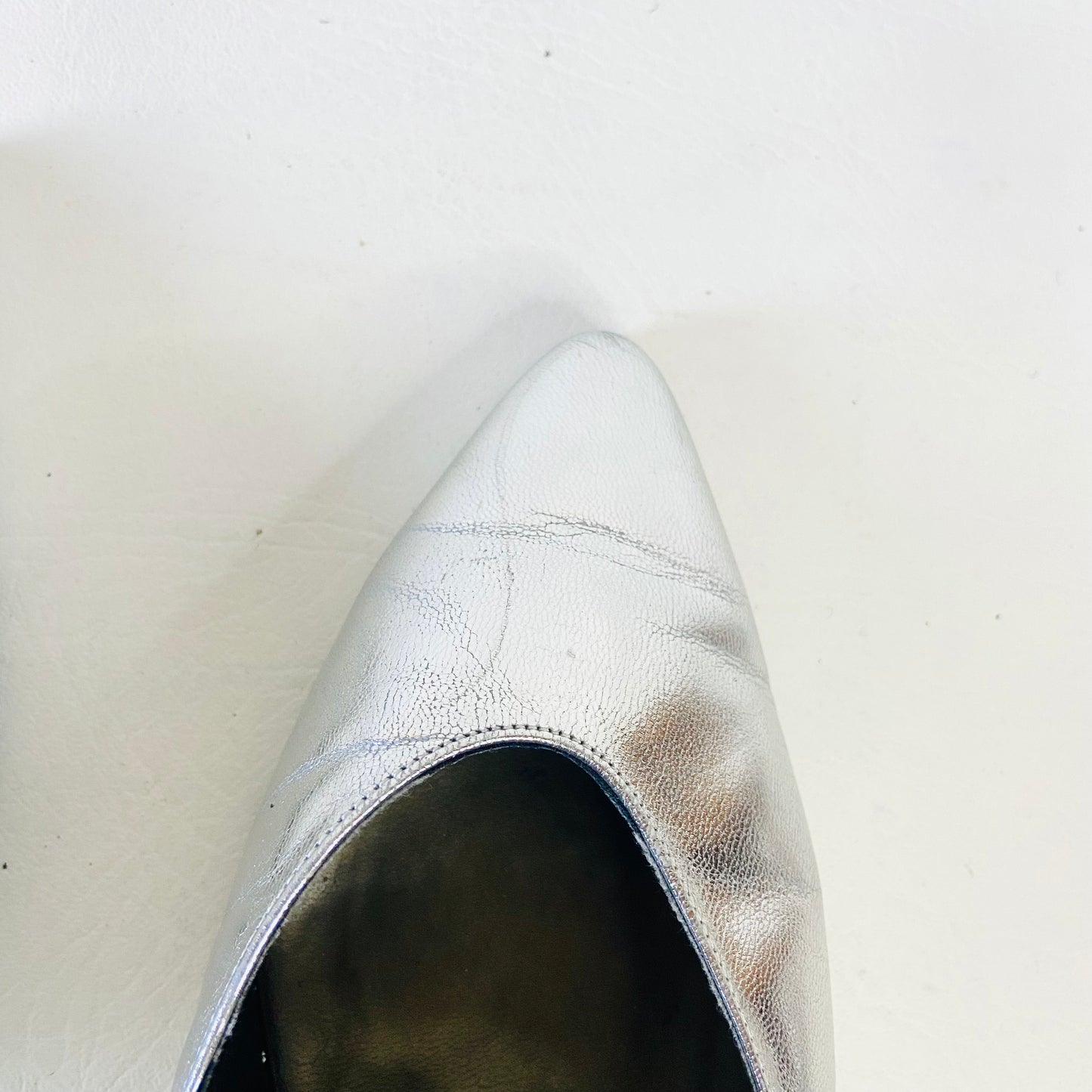 Bally |  Silver Metallic Leather High Heel Stiletto Court Shoes | Vintage 1980s | Disco Glam | Size 5 (38)