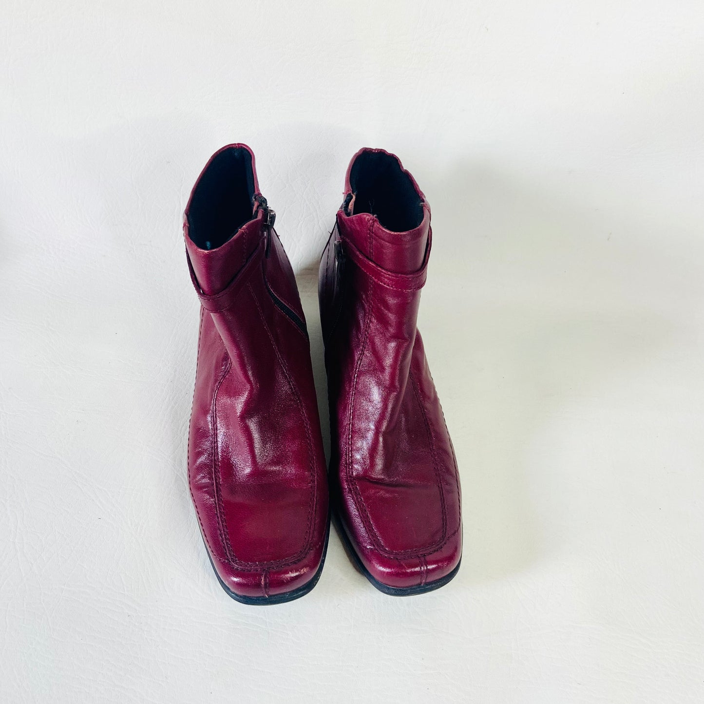 Lotus | Cherry Red Burgundy Maroon | Soft Leather Flat Ankle Boots | Size 5 (38)