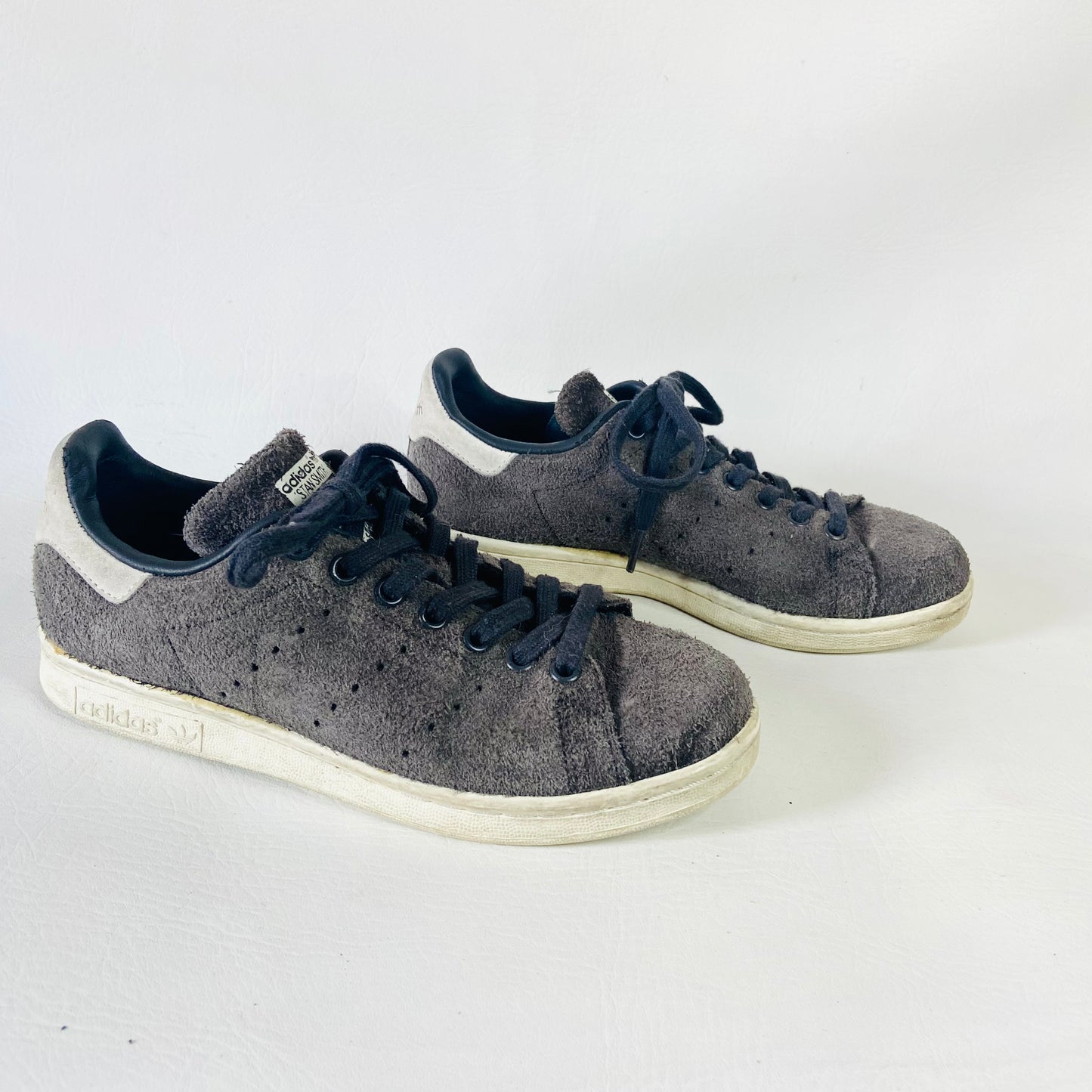 Adidas Originals | Stan Smith | Dark Grey | Suede Casual Trainers Sneaker | Mens Unisex | Size UK 5