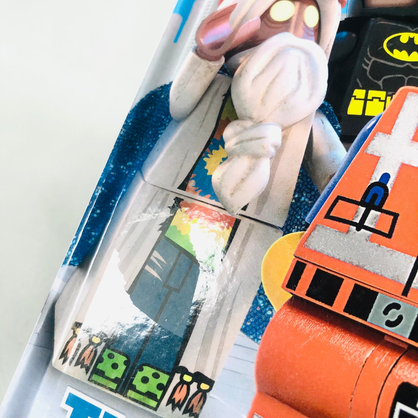 The Lego Movie: The Essential Guide by Hannah Dolan (DK Books Hardback 2014) Book