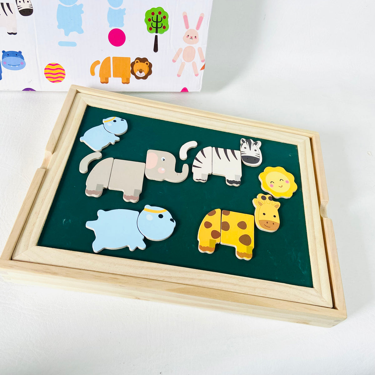 Traditional Wooden Childrens Animal Puzzle | Magnetic | Chalkboard | Whiteboard | 123 Pieces