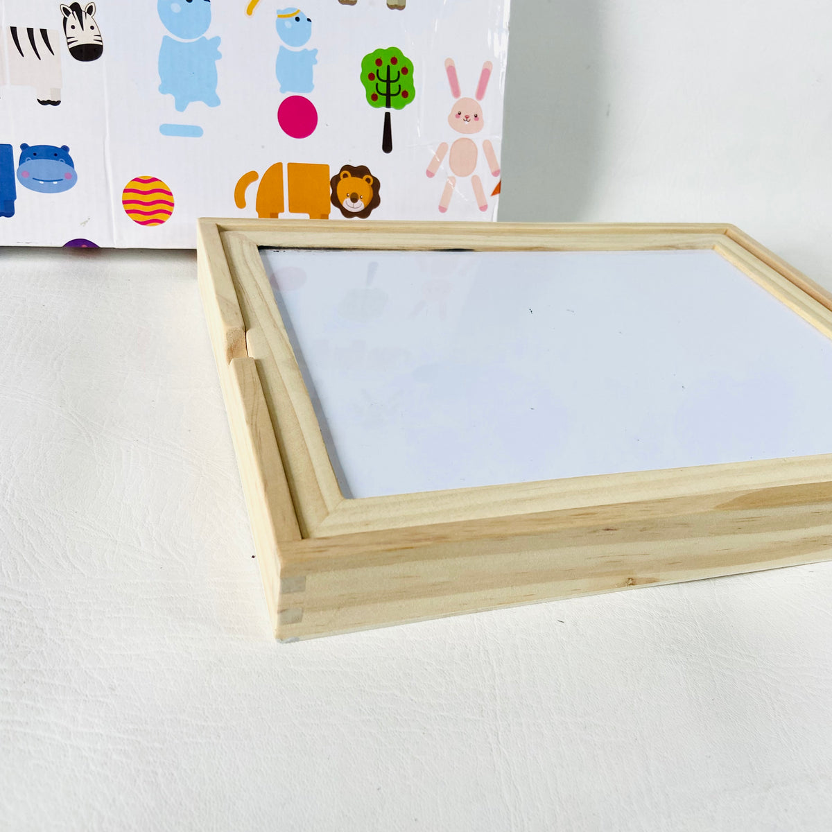 Traditional Wooden Childrens Animal Puzzle | Magnetic | Chalkboard | Whiteboard | 123 Pieces
