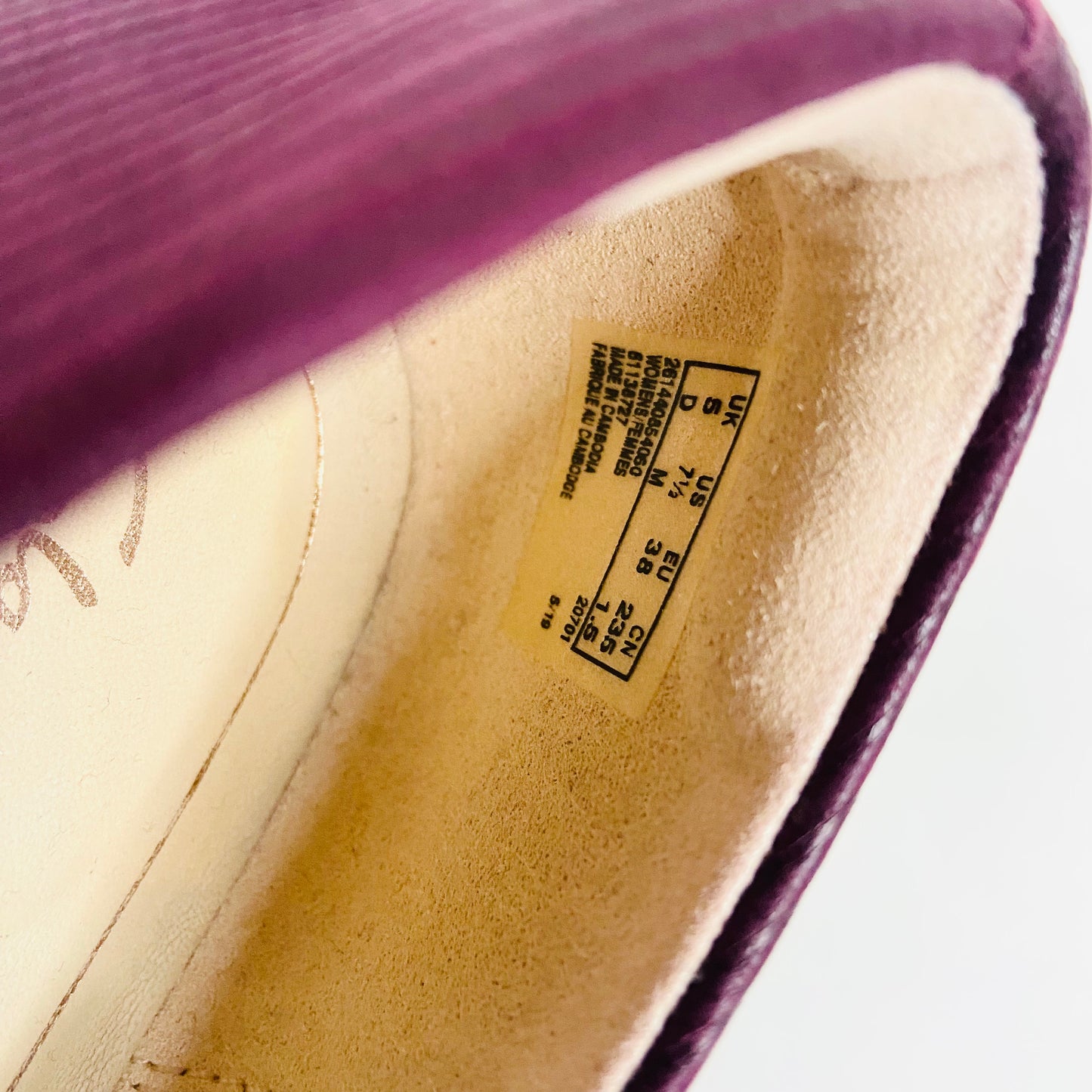 Clarks | Leather | Sheer Rose Burgundy Intrest | Court Shoes | Block Heel | Size 5D (38) | Like New