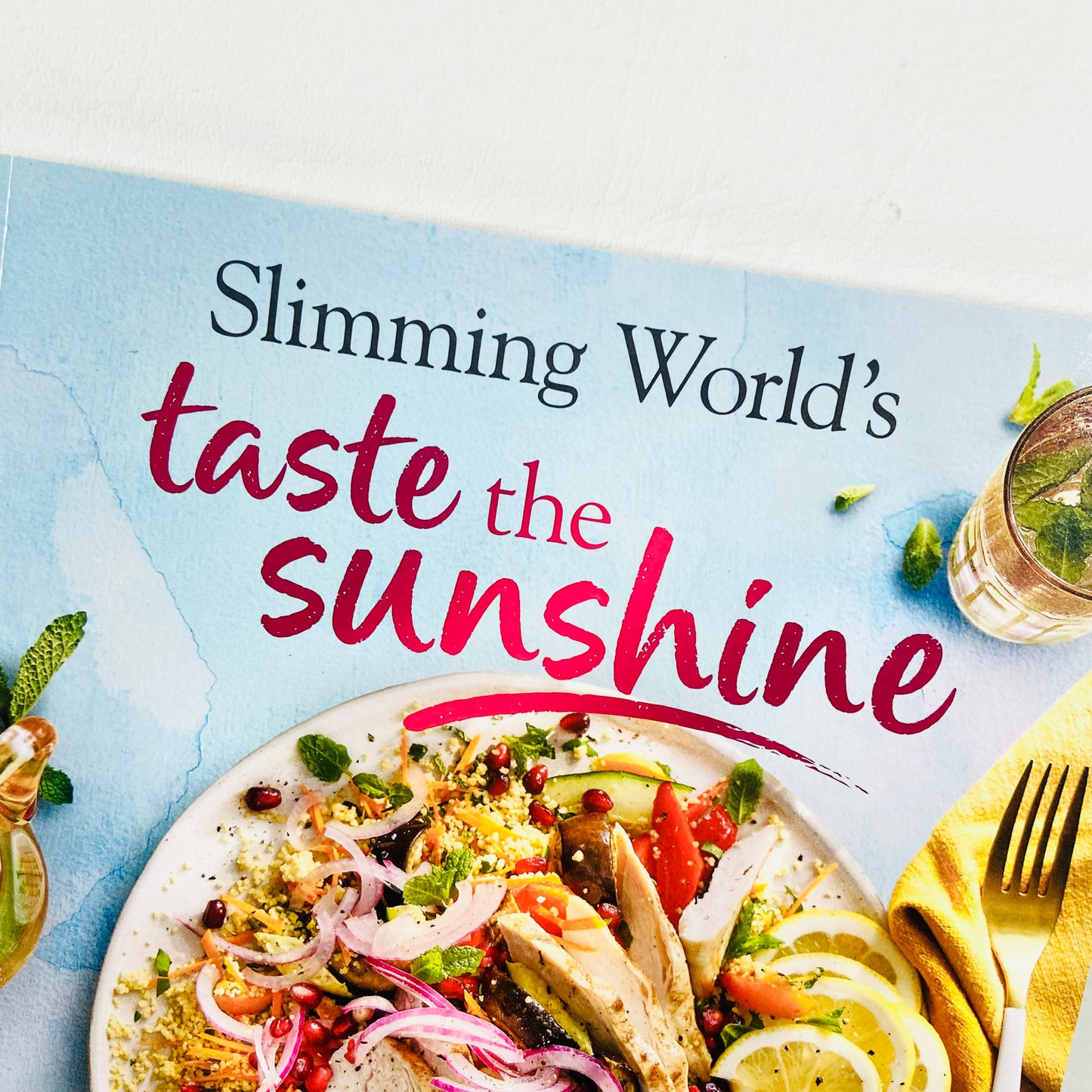 Slimming World's Taste the Sunshine | Official Recipe Cookbook | Dieting | Paperback