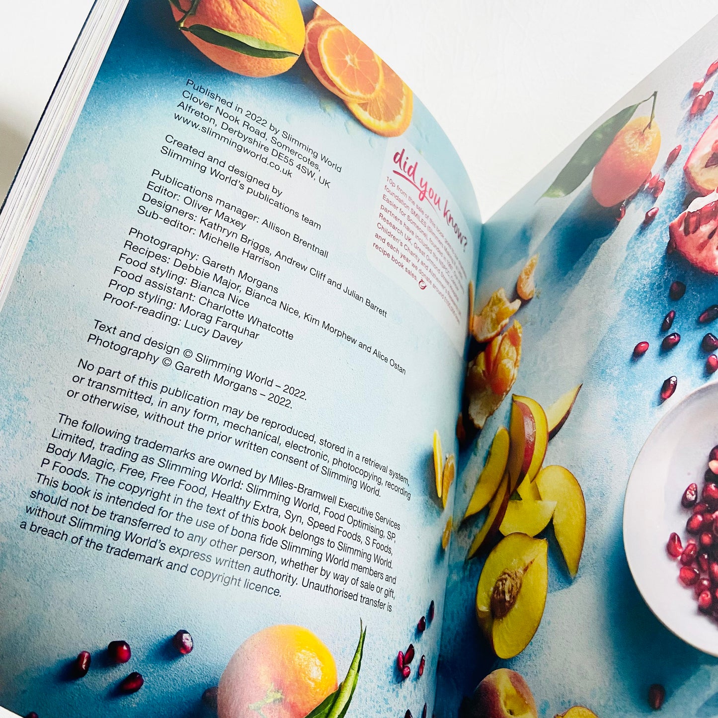 Slimming World's Taste the Sunshine | Official Recipe Cookbook | Dieting | Paperback
