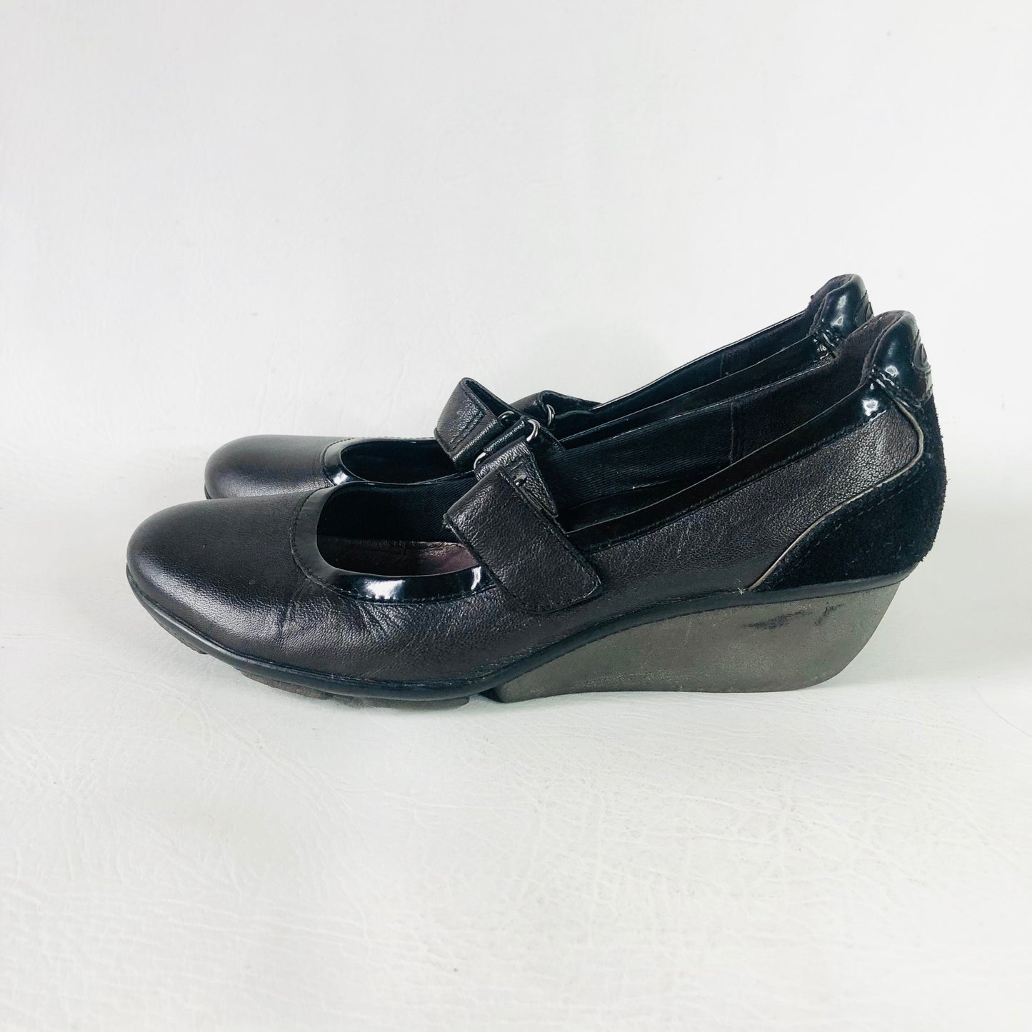 Clarks Active Air Black Leather Low Wedge Heel Mary Jane Shoes Size 6 (39)
