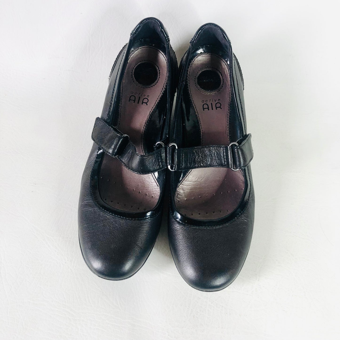 Clarks Active Air Black Leather Low Wedge Heel Mary Jane Shoes Size 6 (39)