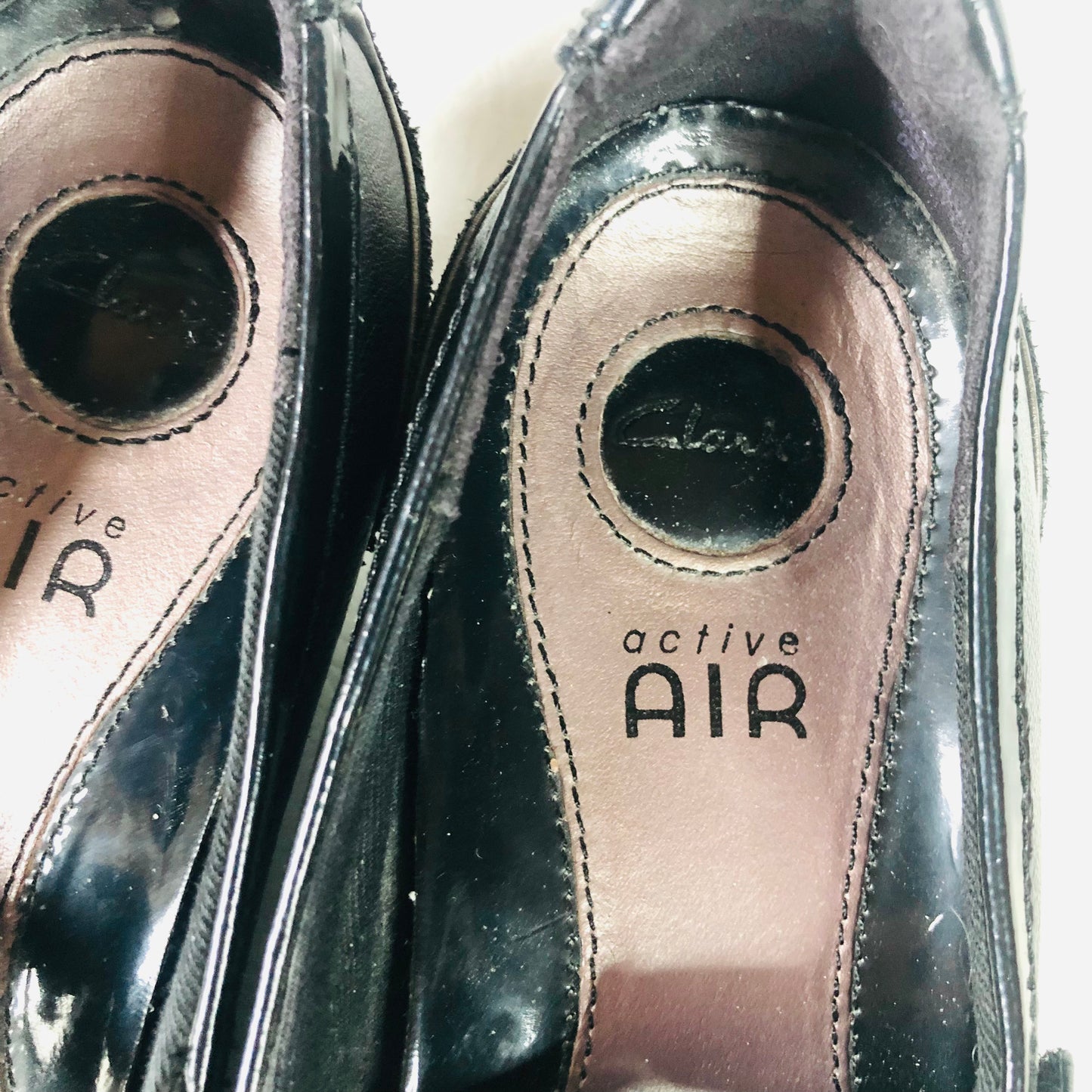 Clarks Active Air Black Leather Low Wedge Heel Mary Jane Shoes Size 6 (39)
