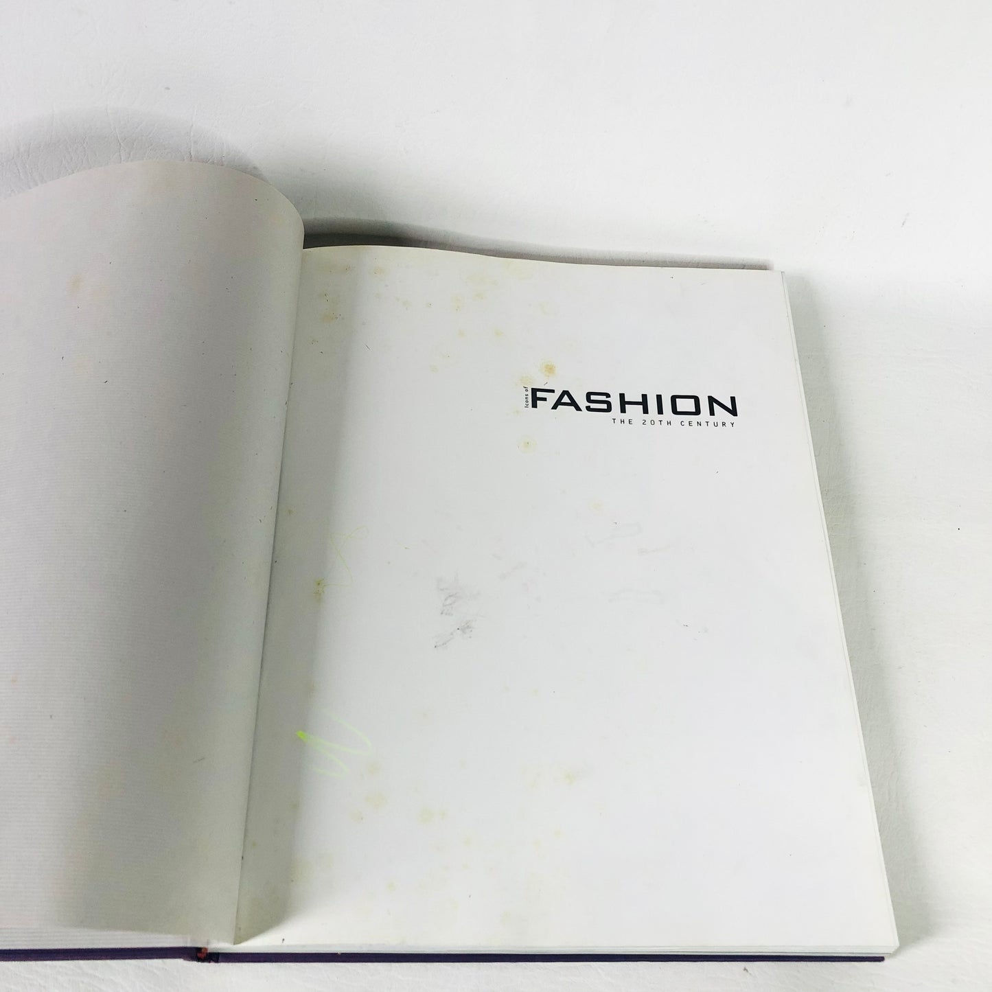 Icons of Fashion: The Twentieth Century Gerda Buxbaum (1999, Hardcover) Prestel