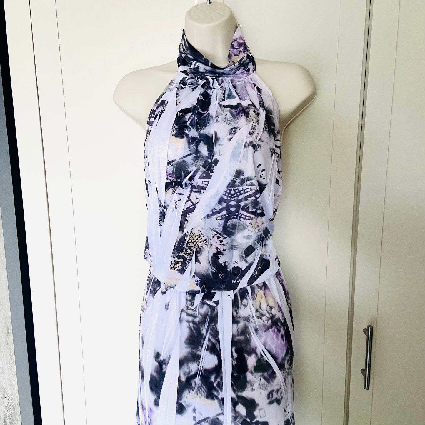New York Laundry | Grey Lilac | Halterneck Backless Graphic Print Maxi Dress | Size S/M