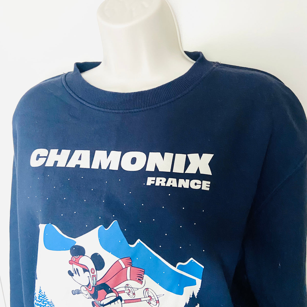 Disney X H&M | Navy Blue | Mickey Mouse | Graphic Chamonix Ski Print | Ladies Sweatshirt Jumper | Size Small