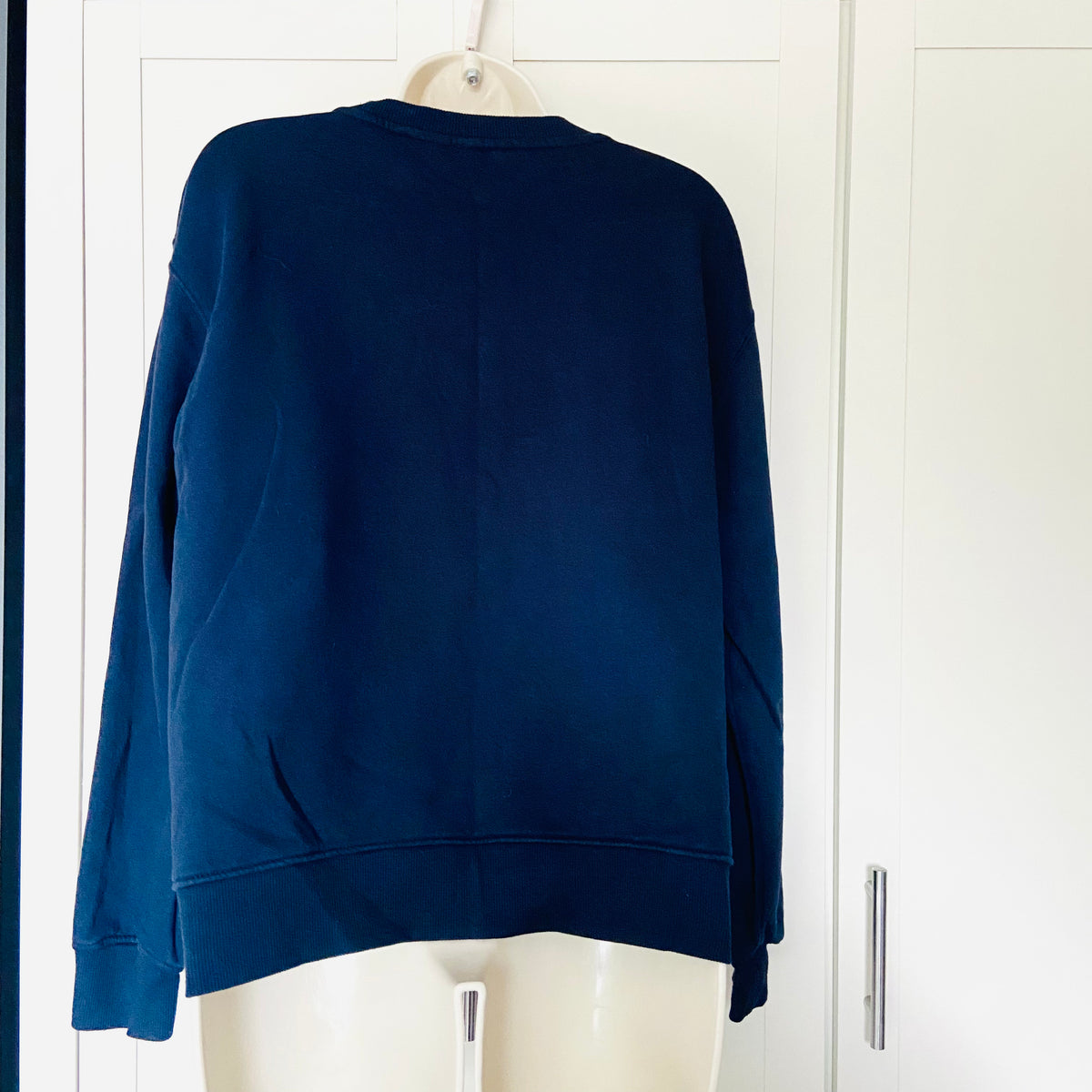 Disney X H&M | Navy Blue | Mickey Mouse | Graphic Chamonix Ski Print | Ladies Sweatshirt Jumper | Size Small