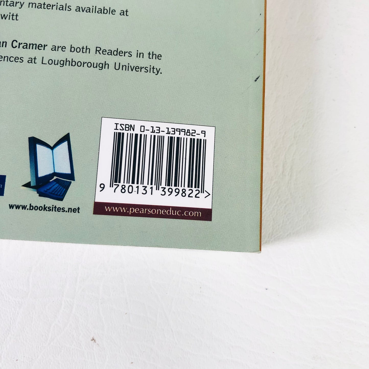 Introduction to Statistics in Psychology by Duncan Cramer, Dennis Howitt (2003) Revised 2nd Edition