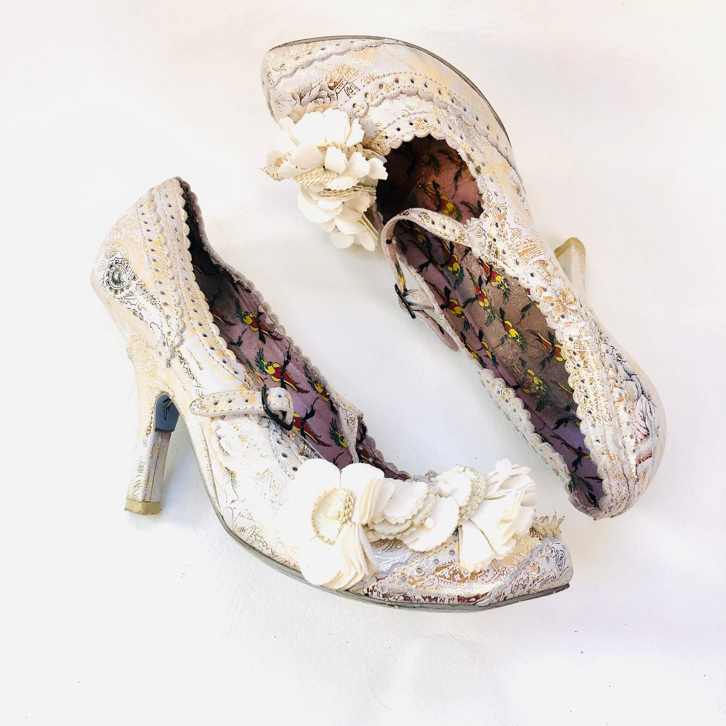 Irregular Choice Cortesan Floral Bar Wedding Court Shoes UK 8 White & Gold Heels