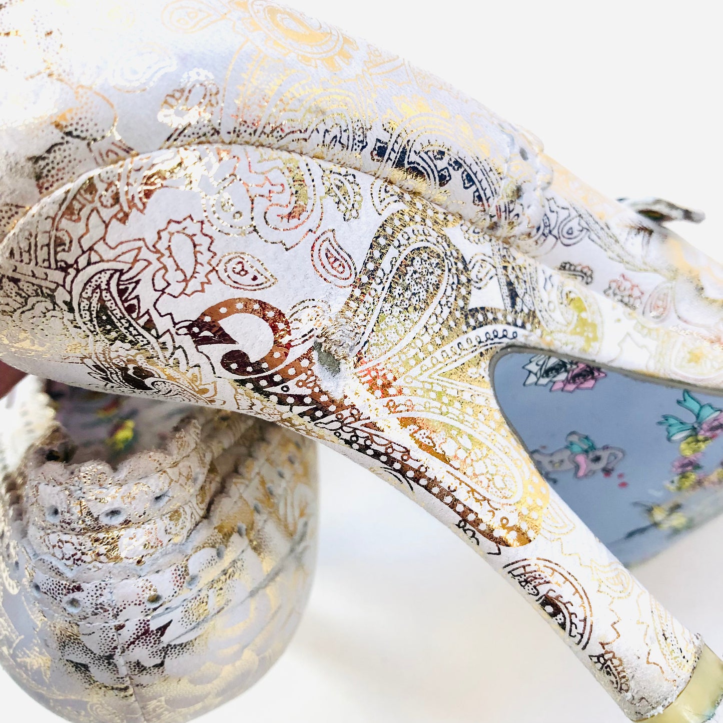 Irregular Choice Cortesan Floral Bar Wedding Court Shoes UK 8 White & Gold Heels