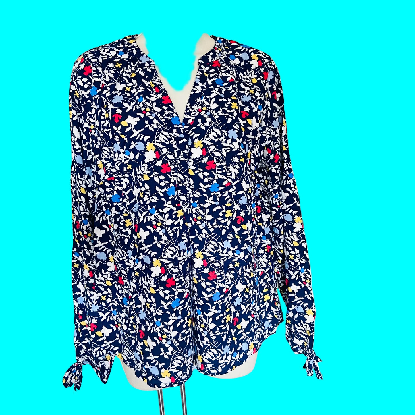 Crew Clothing Company | Navy Blue | Ladies Floral Blouse Top | V-Neck Tie Cuff | Size 12