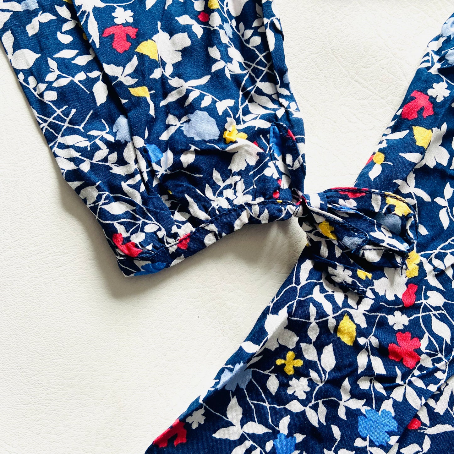 Crew Clothing Company | Navy Blue | Ladies Floral Blouse Top | V-Neck Tie Cuff | Size 12