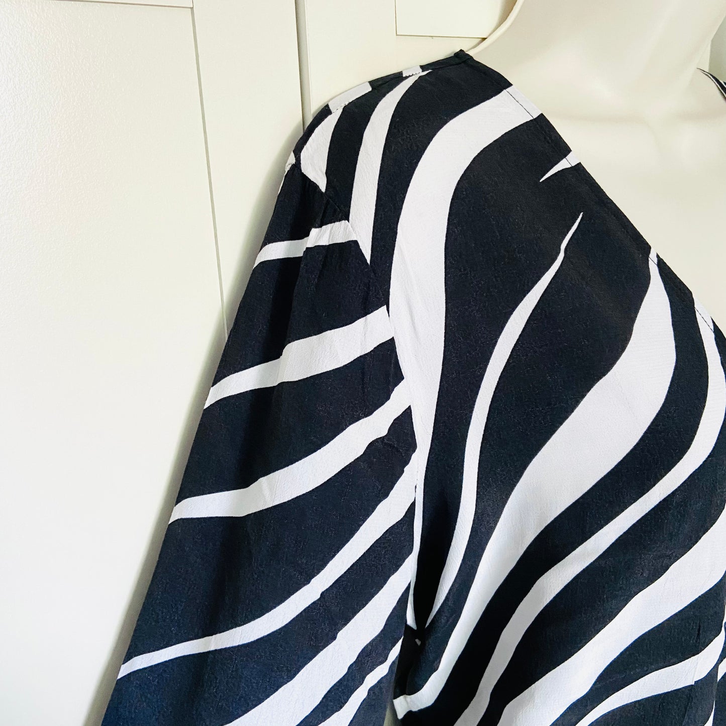 Sosander | White & Black | Abstract Zebra Print | Wrap Front Blouse | Size 14