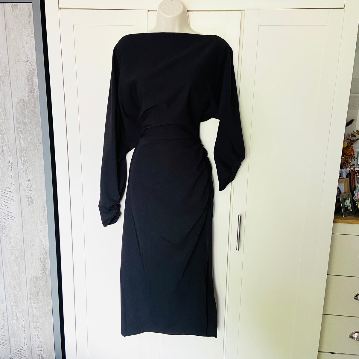 H&M | Black | Boat Neck / Off One Shoulder Asymmetric | Batwing Long Sleeve | Ruched Side | Midi Dress | Size M