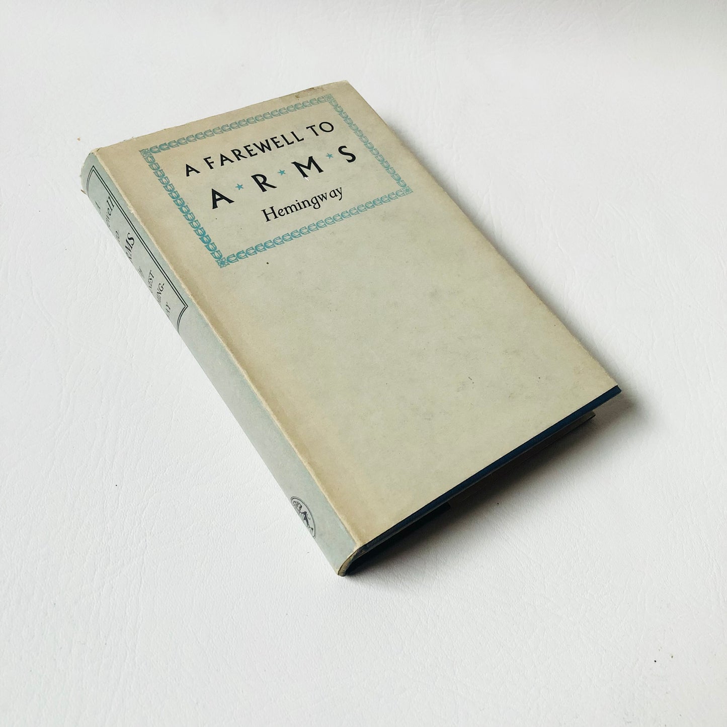A Farewell to Arms by Ernest Hemingway 1953 Jonathan Cape Vintage Hardback