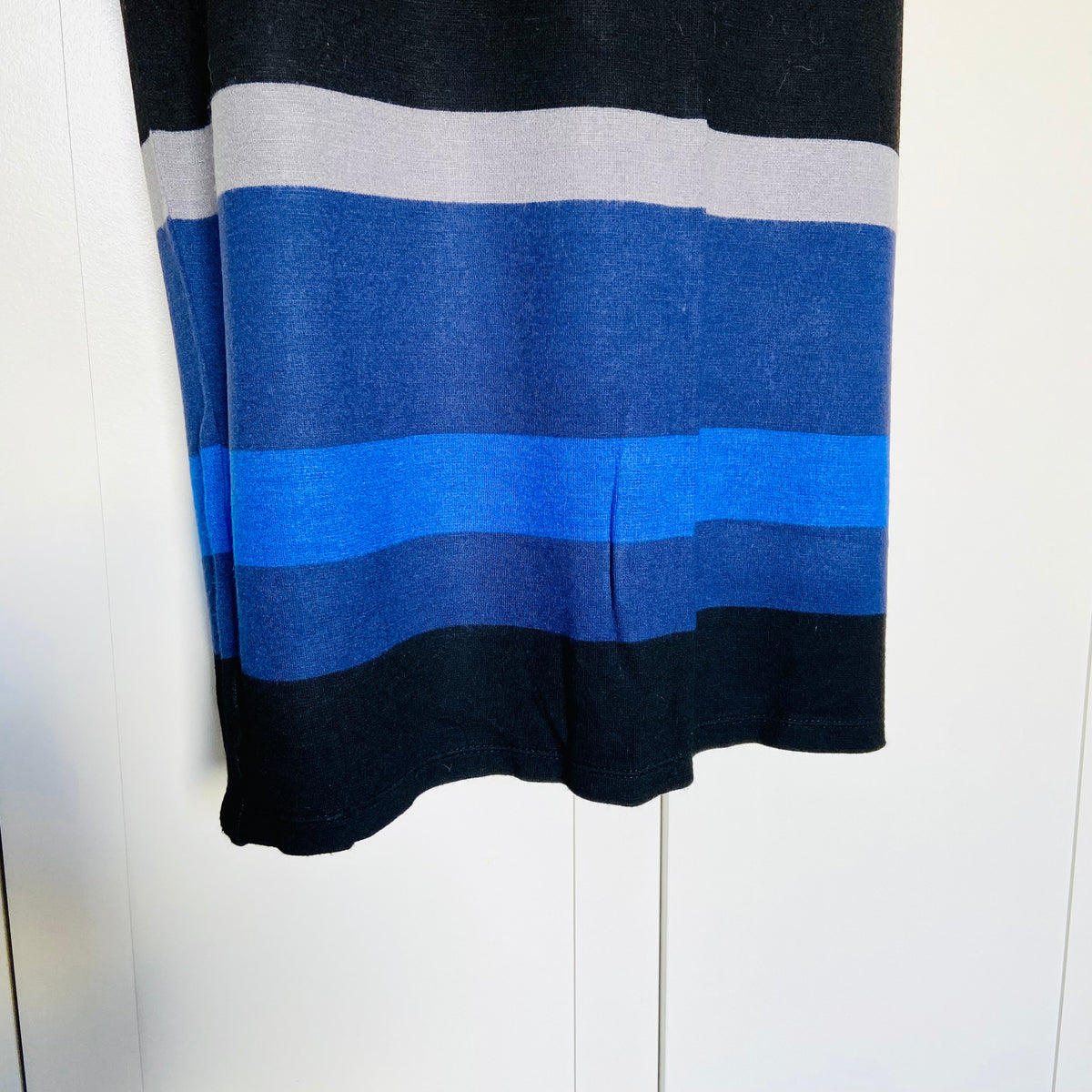 Max Studio Designer | Blue, Navy & Grey | Striped Stretch Midi Pencil Wiggle Skirt | Size Large