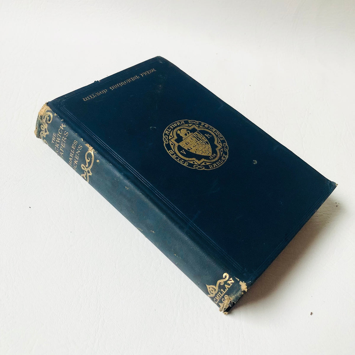 Charles Dickens: The Pickwick Papers, 1937 Macmillan Wilson Memorial Prize Book