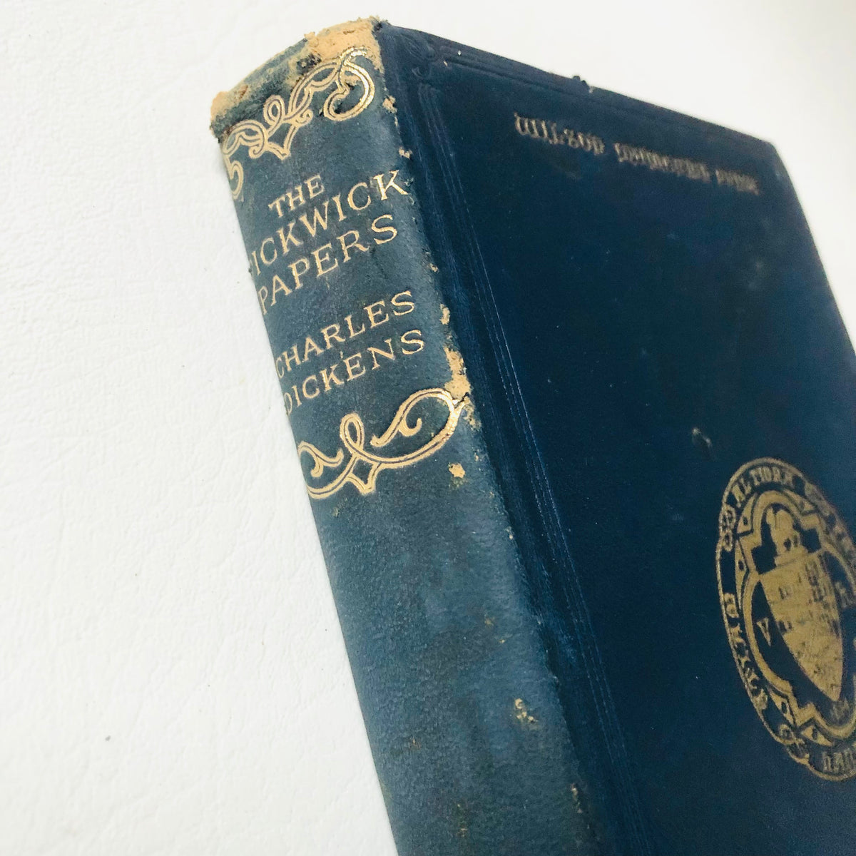 Charles Dickens: The Pickwick Papers, 1937 Macmillan Wilson Memorial Prize Book