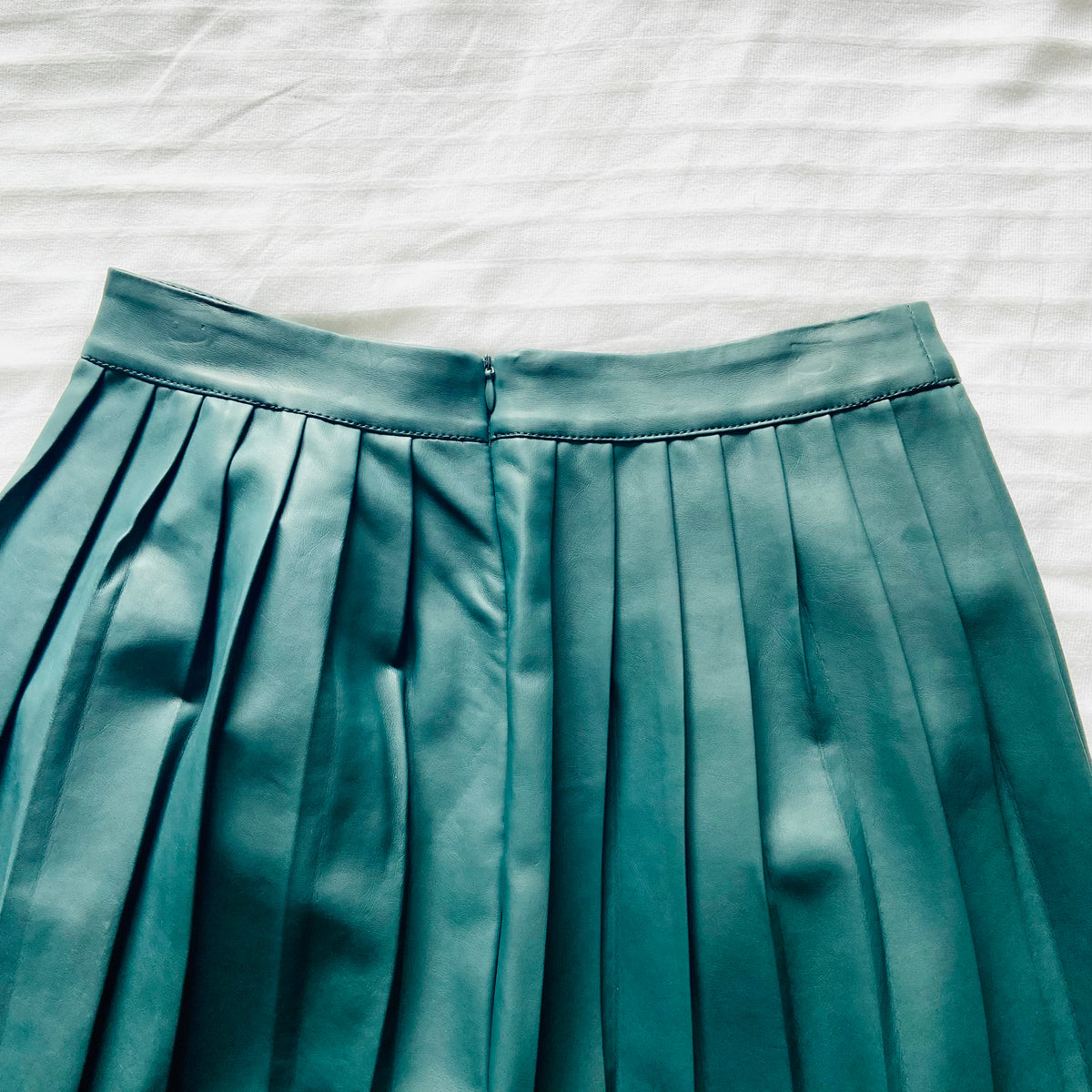 TU | Dark Forest Green | Faux Leather | Pleated Midi Skirt | Size 8 | NEW