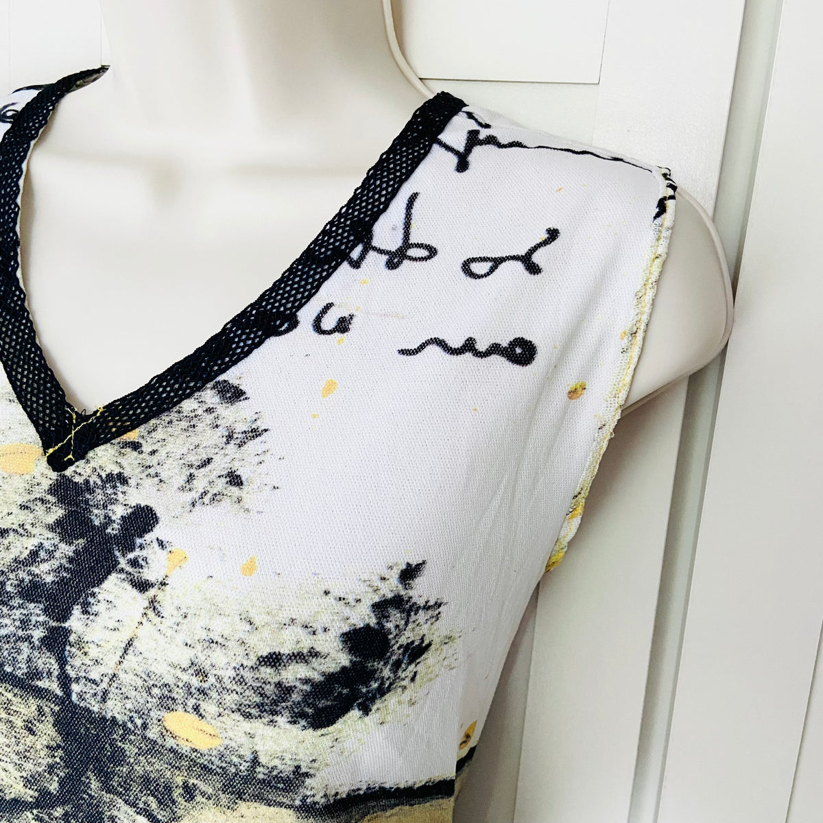 Fred Sabatier | Black White Yellow | Y2K Retro | Double Lined Mesh Sleeveless Top | Size 46 (UK 12/14)
