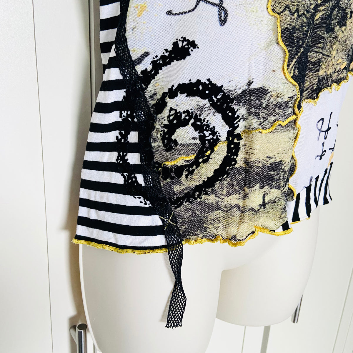 Fred Sabatier | Black White Yellow | Y2K Retro | Double Lined Mesh Sleeveless Top | Size 46 (UK 12/14)