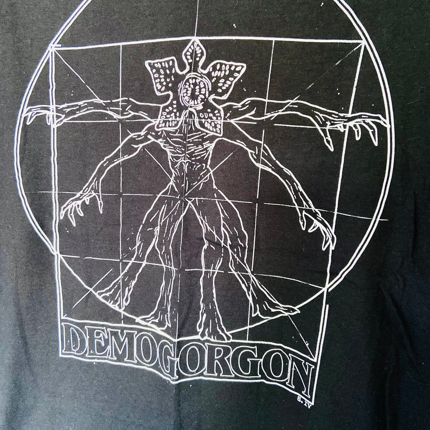 Stranger Things Netflix | Pyamid | Black T-Shirt | Vitruvian Man Demogorgon | Unisex Size Small | NEW