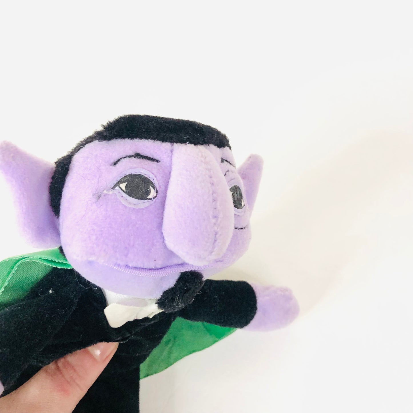 TYCO Sesame Street 'The Count' 8" Bean Bag Plush Stuffed Toy 1997 Vintage