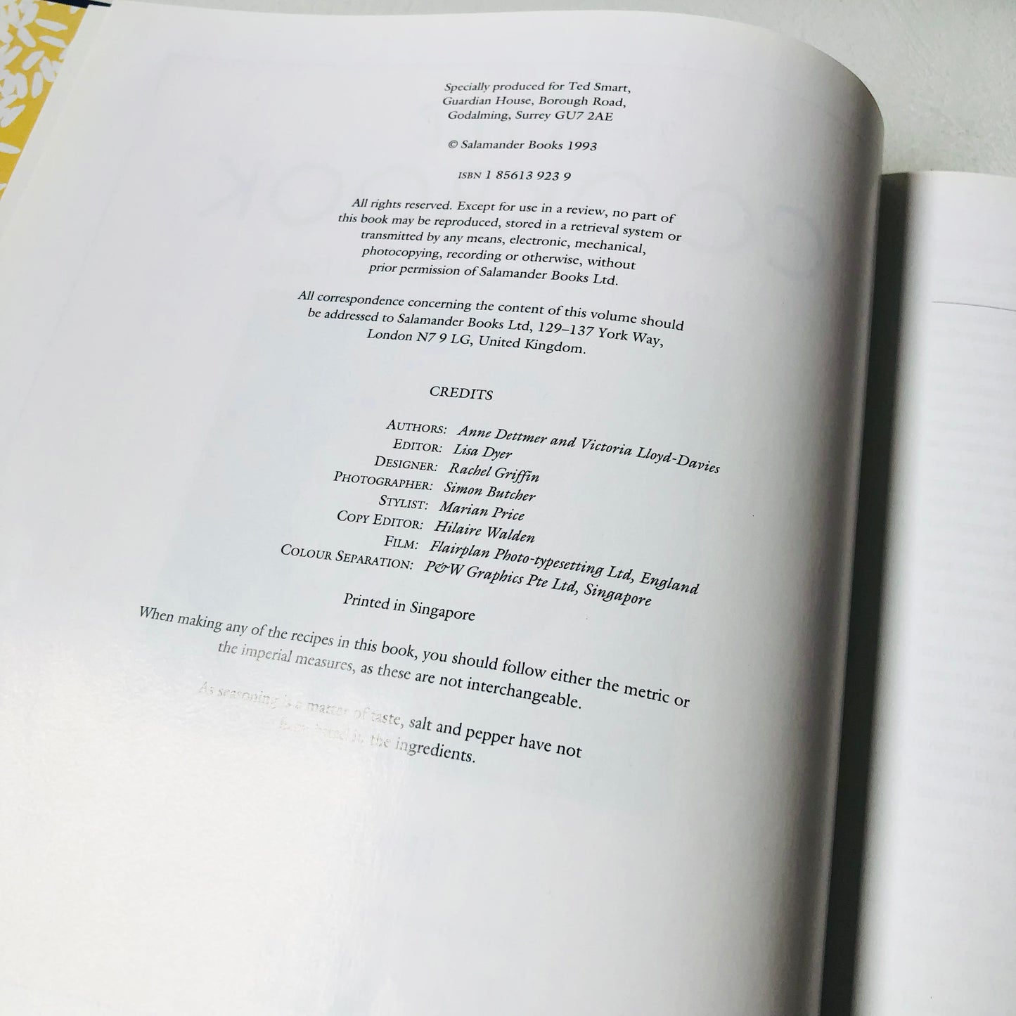 The Rice Cookbook - Anne Dettmer & Victoria Lloyd-Davies - Hardback Book (1993)