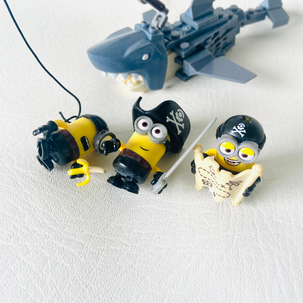 Mega Bloks | Minions Despicable Me | Shark Bait Building Set | 2015 (CNF54) | 100% Complete with Instructions & Figures