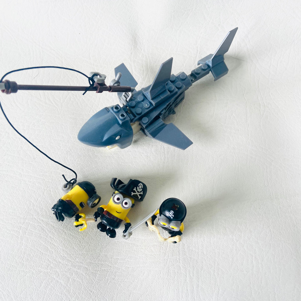 Mega Bloks | Minions Despicable Me | Shark Bait Building Set | 2015 (CNF54) | 100% Complete with Instructions & Figures