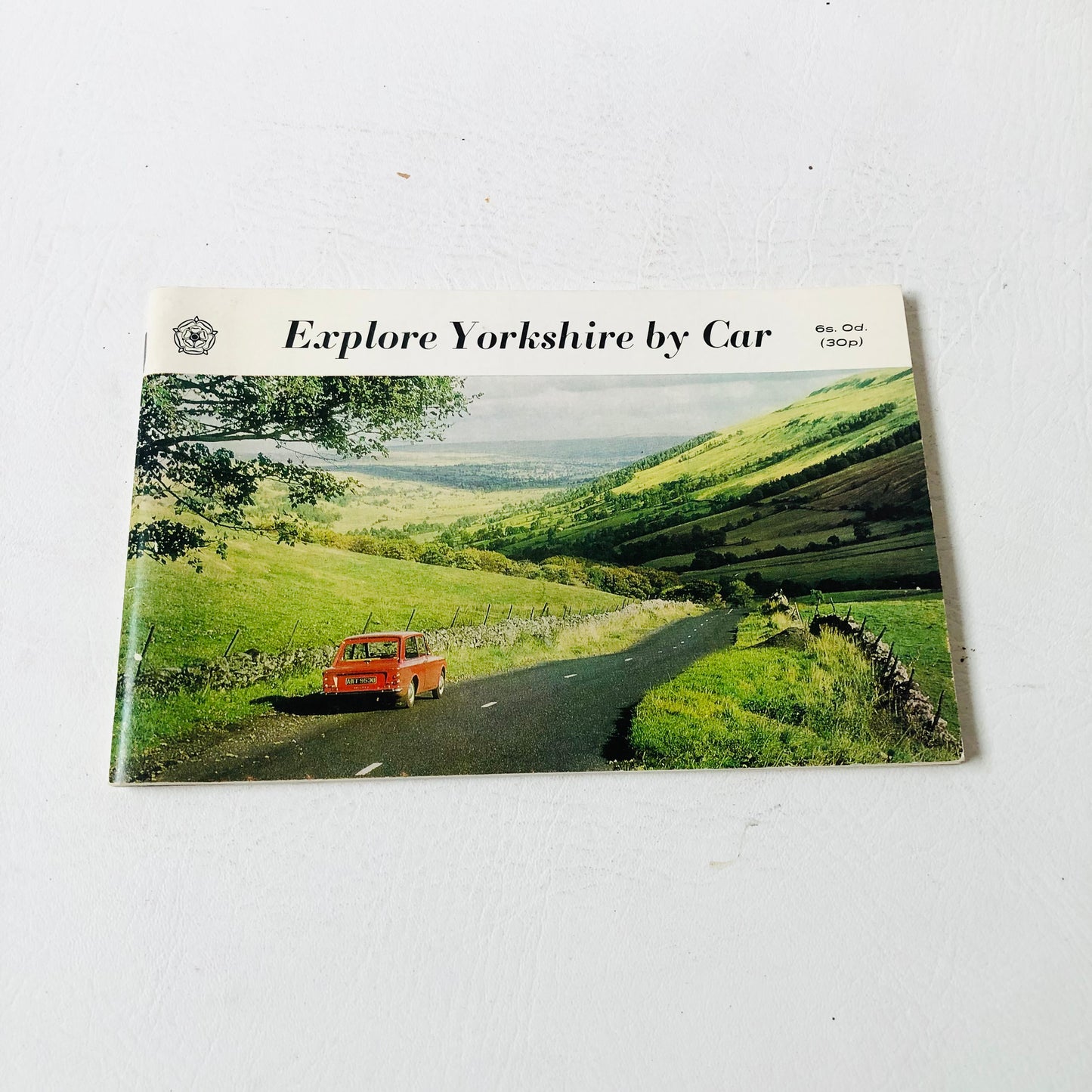 Vintage UK Road Trip Guide: Explore Yorkshire by Car (1970) by Dalesman Booklet