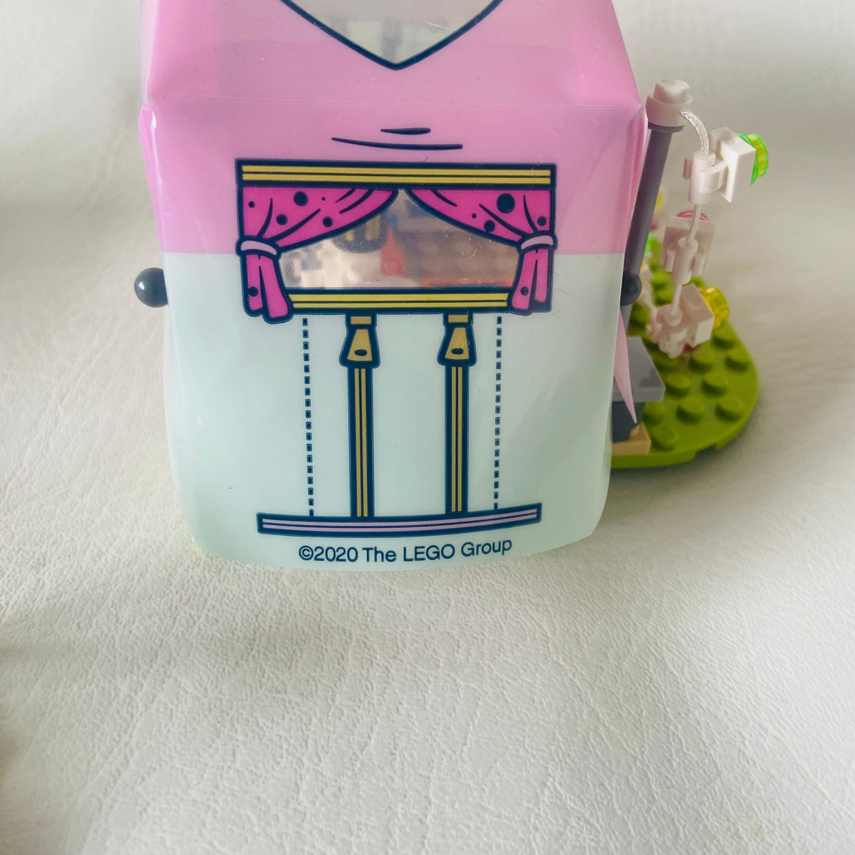 LEGO Friends: Nature Glamping (41392) 100% Complete with Instructions & Minifigures & Box